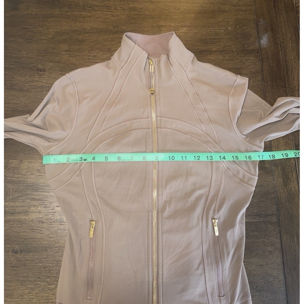 Lululemon Define Cropped Jacket 8 Gold Zipper Women's Brown Long Sleeve Nulu - Picture 4 of 7